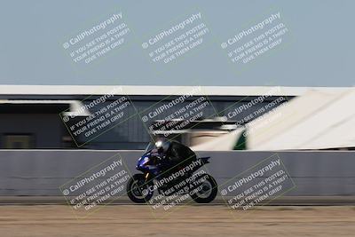 media/Oct-30-2025-Racers Edge (Thu) [[dabbdaf680]]/3-B Group/Session 5 Front Straight Speed/